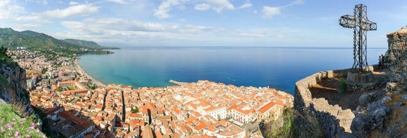 Billet Free tour dans Cefalú