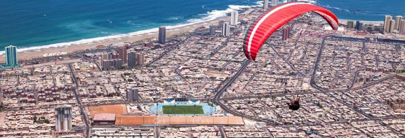 Vol en parapente au-dessus d'Iquique