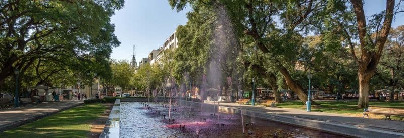 Free tour des places de Mendoza
