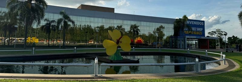 Hard Rock Café Iguazú + Shopping au Duty Free Shop Puerto Iguazú