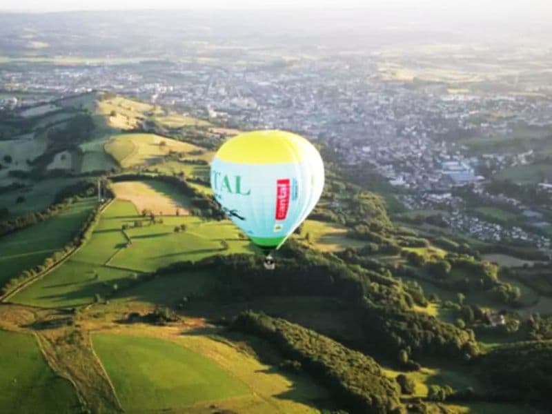 Vol en Montgolfière "Les Volcans d'Auvergne" (15)