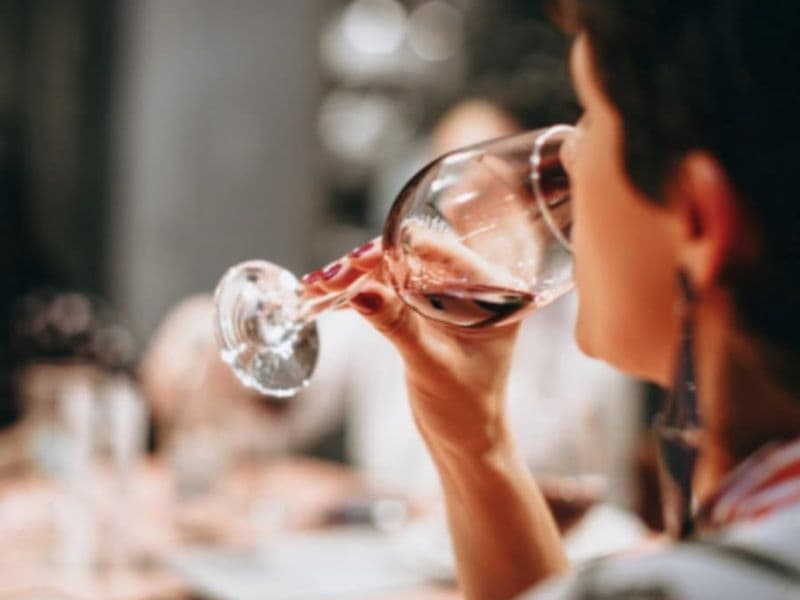 Cours d'œnologie, les bases de la dégustation à Metz (57)