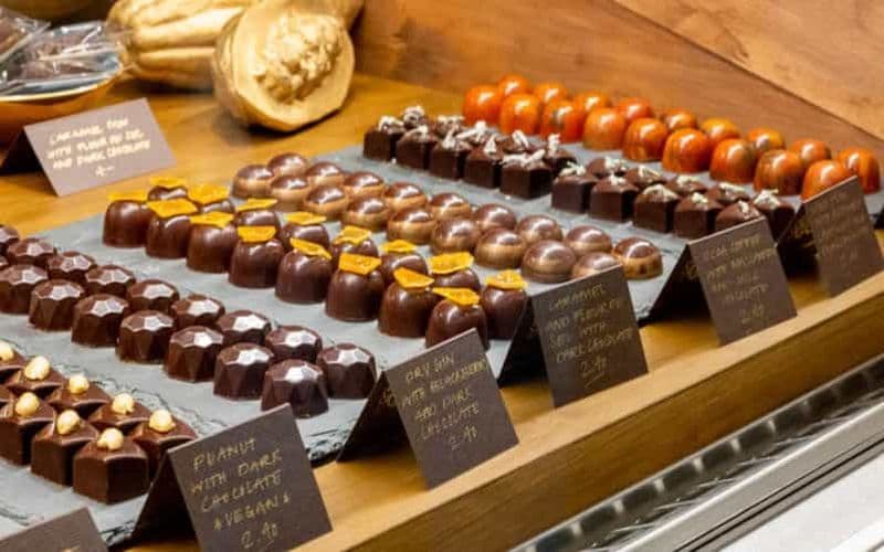 Billet Expérience suisse : dégustation de chocolat et visite citadine de Bâle