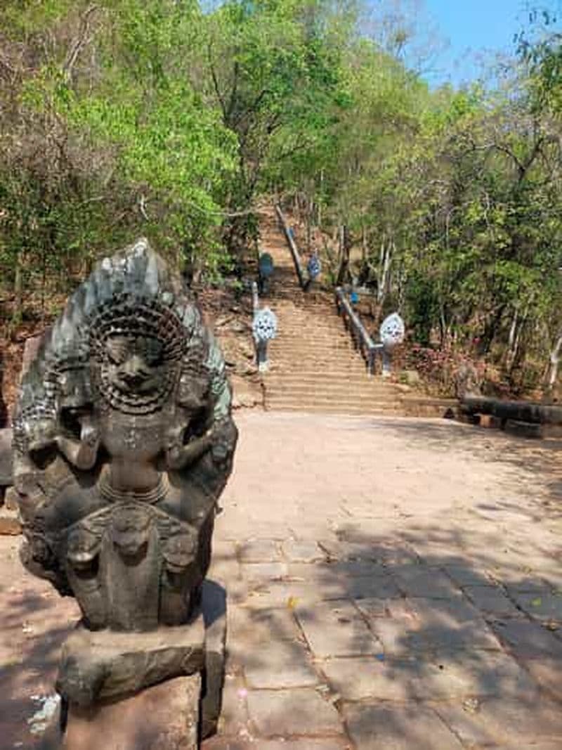 Une journée de TukTuk Bambootrain, Banan, Killing & Bat Caves, coucher de soleil