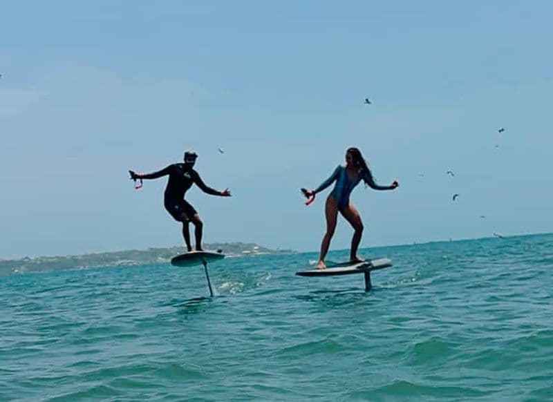 Carthagène : Osez voler au-dessus de la mer, essayez eFoil