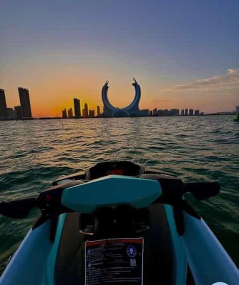 Doha : aventure spéciale en jet-ski à Katara Beach View
