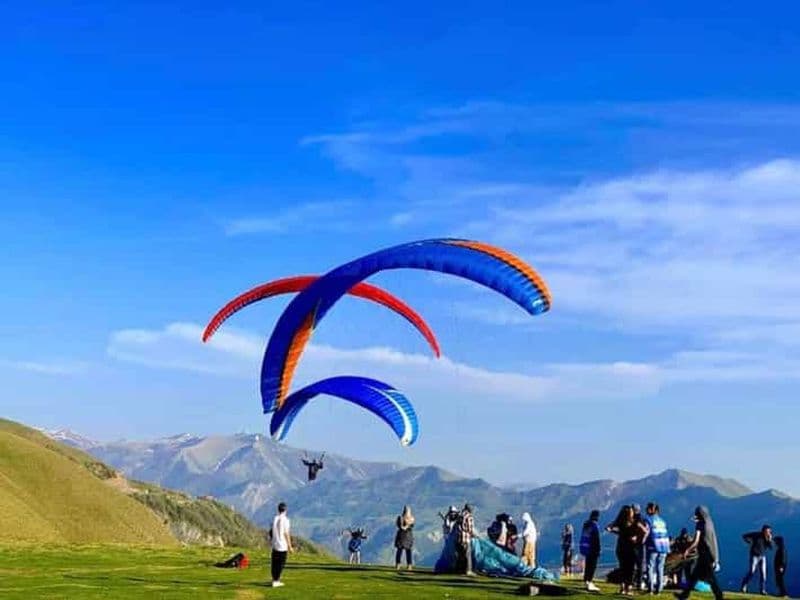 Géorgie Gudauri : Parapente, excursion privée d'une journée au départ de Tbilissi