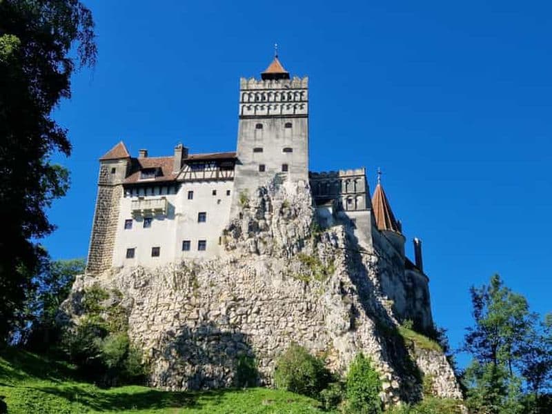 Billet Depuis Brașov : découvrez le château de Bran et la forteresse de Râșnov