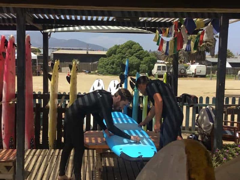 Tour de surf et de sandboard pour les débutants