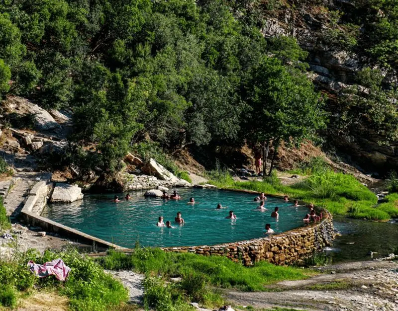 Billet De Tirana/Durres/ : Permet et bains thermaux avec dégustation