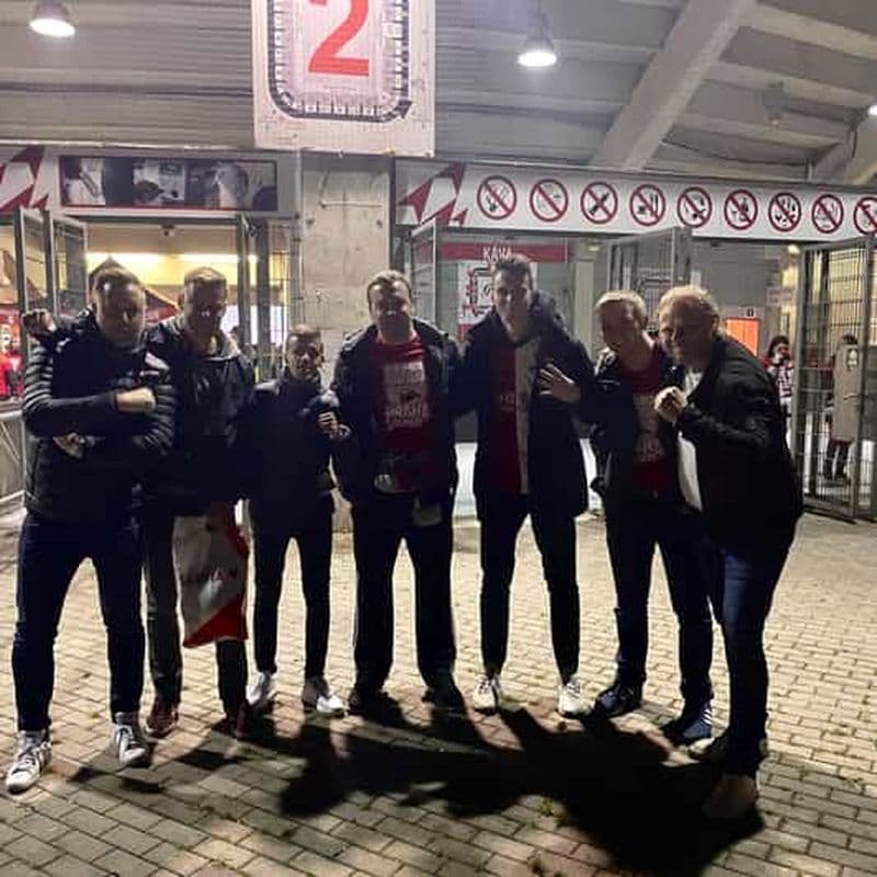 Prague : Assister à un match de football du Slavia ou du Sparta avec un local
