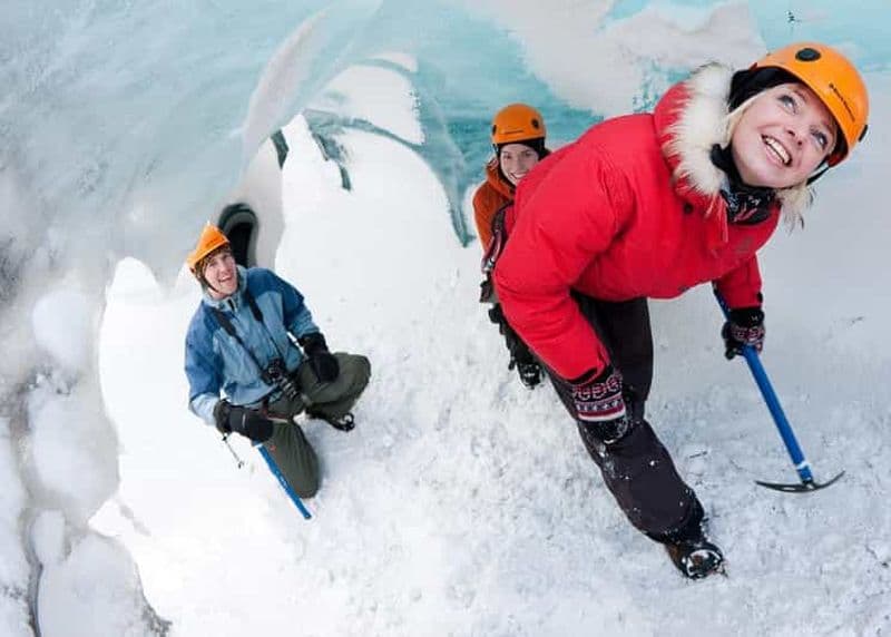 Sólheimajökull : randonnée facile sur le glacier avec un guide certifié