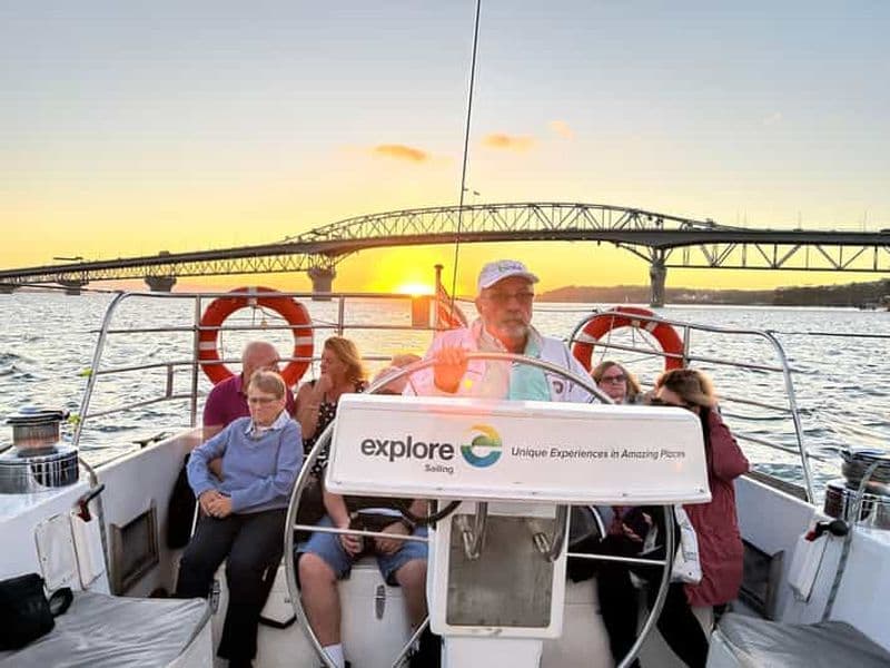 Auckland : Croisière dans le port avec dîner à 3 plats