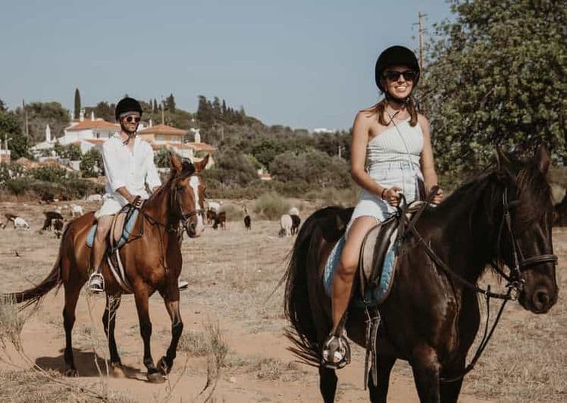 Billet Au départ d'Albufeira : balade à cheval avec prise en charge