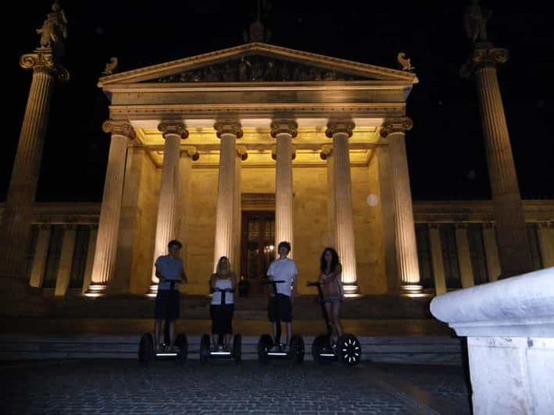Visite nocturne d'Athènes : 3 heures en Segway