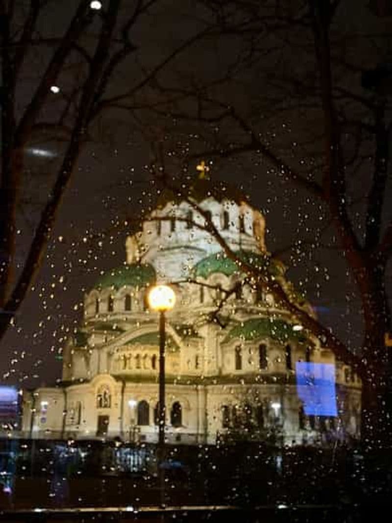 Sofia : visite à pied nocturne avec guide