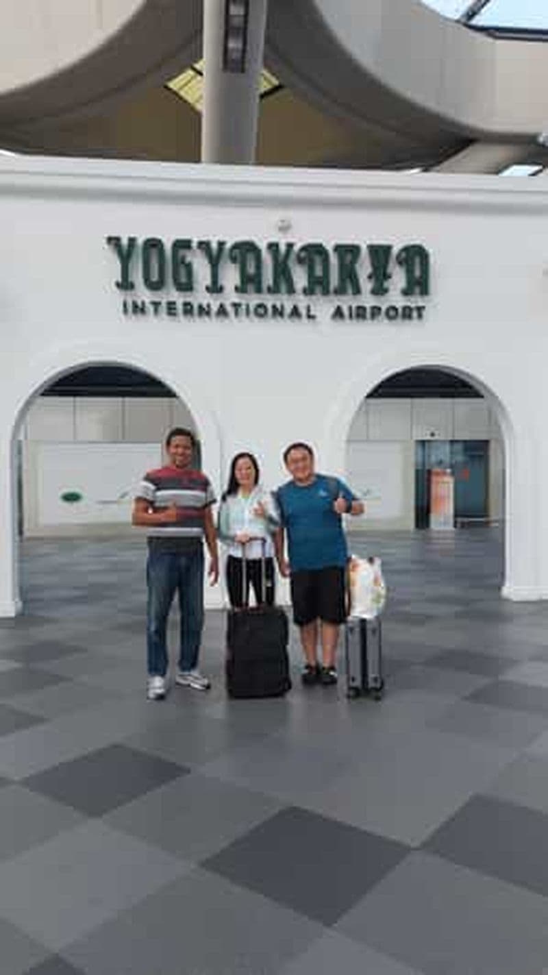 Transfert aéroport de Yogyakarta (pour 1 à 4 personnes)