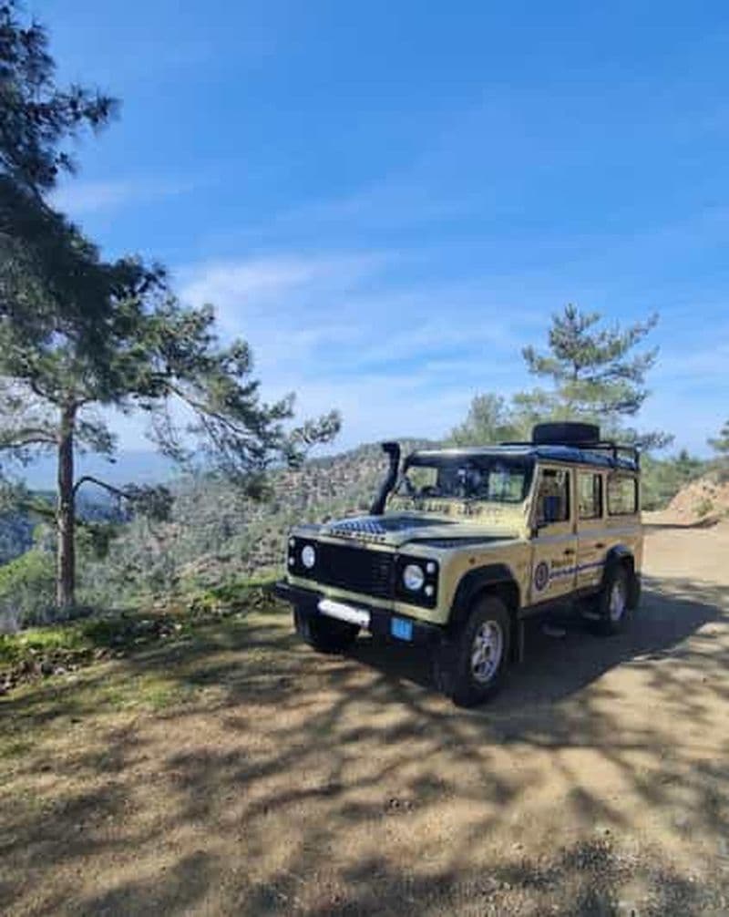 Billet Paphos : Excursion en jeep dans les monts Troodos avec dégustation de vin