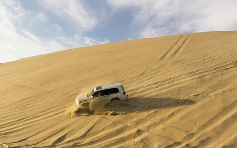 Aventure d'une demi-journée dans le désert de Doha avec rallye dans les dunes