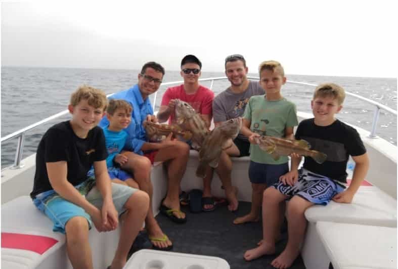 Au départ de Muscat : excursion privée en bateau de pêche en haute mer