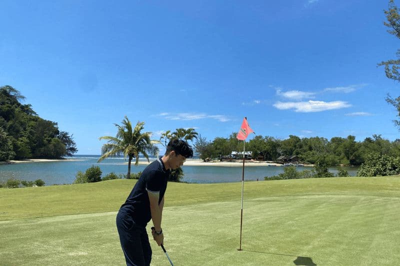Billet Kota Kinabalu : circuit de golf de luxe à Dalit Bay Private Tour