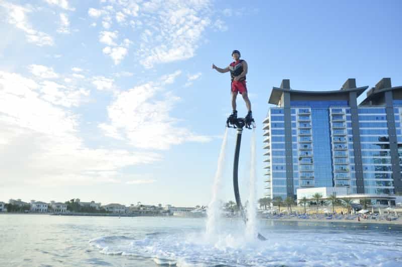 Dubaï : Session d'initiation au Flyboard de 30 minutes au Palm Jumeirah