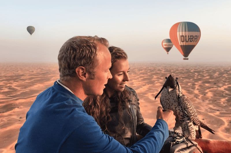 Dubaï : Vol de luxe en montgolfière avec petit-déjeuner Michelin