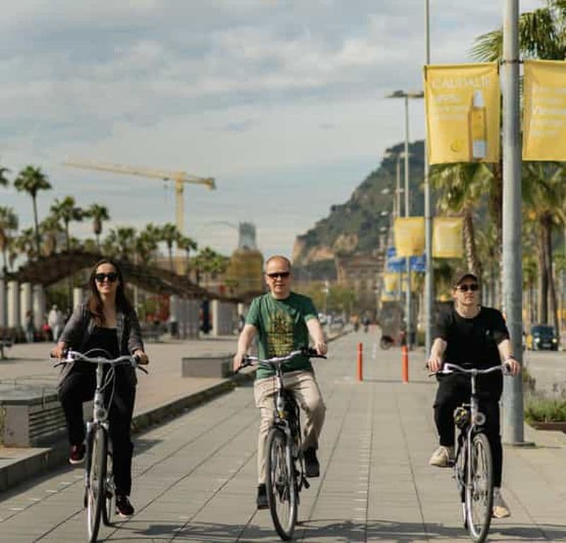 Billet Barcelone : location de vélo électrique – Découvrez les 3 visages de la ville en 3 jours