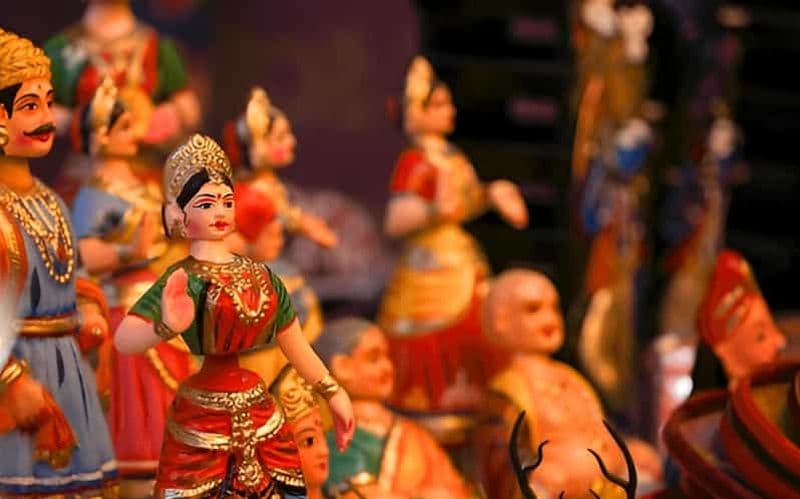 Découvrez l'art de Thanjavur : peinture, poupées, fabrication de bronze