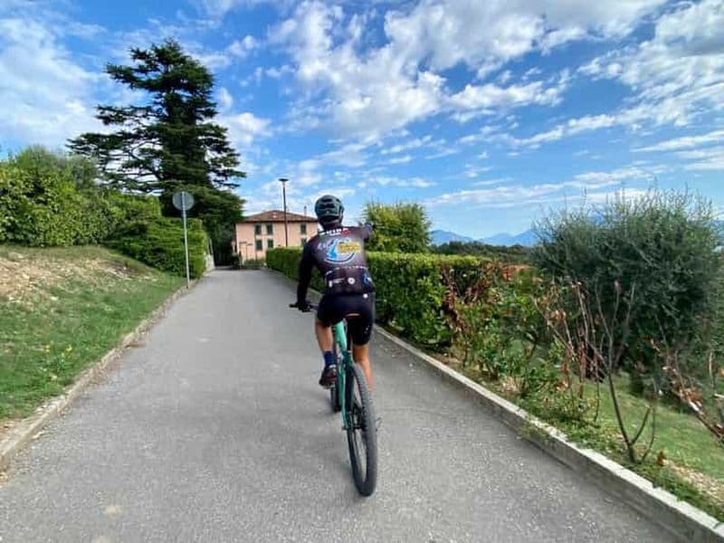Billet Desenzano : visite en vélo électrique avec dégustation de vins