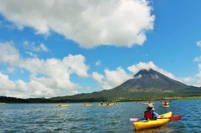 Lac Arenal : Excursion combinée en kayak et à vélo