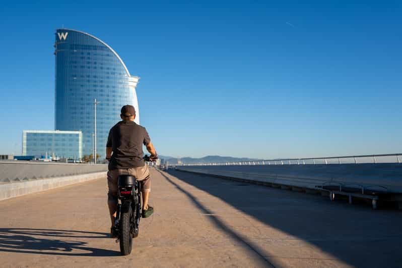 Billet Barcelone : Location de vélos électriques, explorez la ville en un clin d'œil