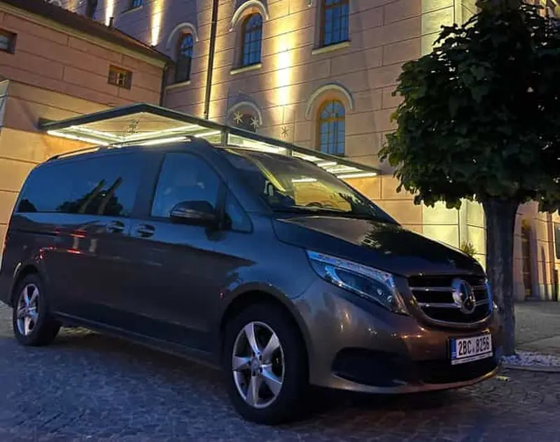 Transferts Aéroport Vaclav Havel Prague de/à Karlovy Vary