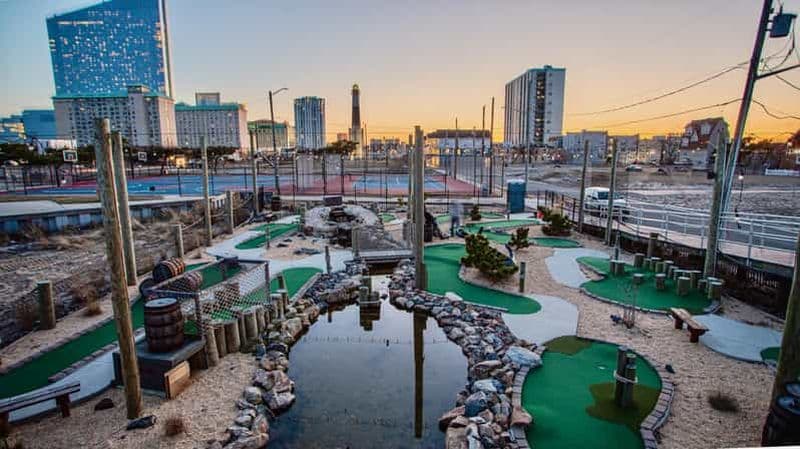 Atlantic City : Carte de minigolf avec vue sur l'océan
