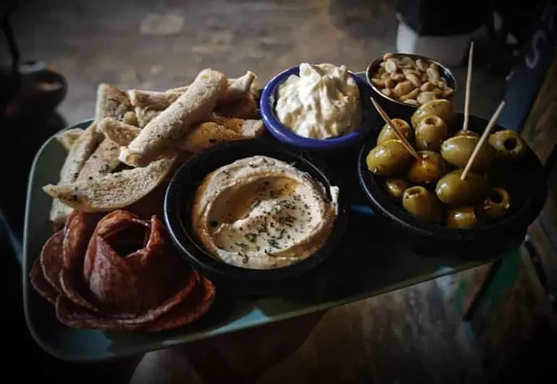 Budapest : Dégustation de 9 bières hongroises et artisanales avec snacks