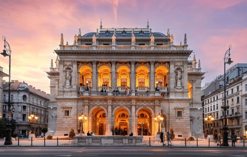 Budapest : Visite guidée de l'Opéra d'État hongrois