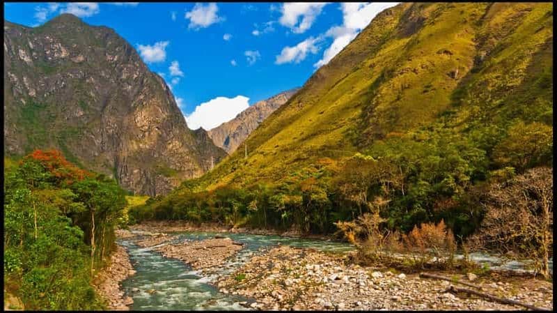 CANOË SUR LA RIVIÈRE URUBAMBA CUSCO UNE JOURNÉE