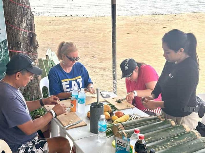 Cours de cuisine au bambou sur l'île de Siargao