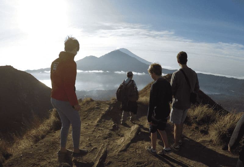 Bali : randonnée sur le mont Batur au lever du soleil et cascade de Tibumana