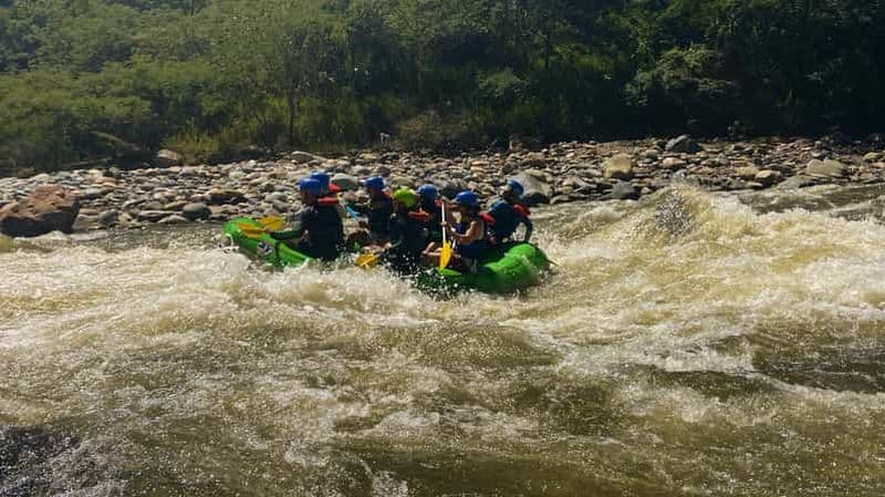Paicol : spéléologie, canyoning et rafting