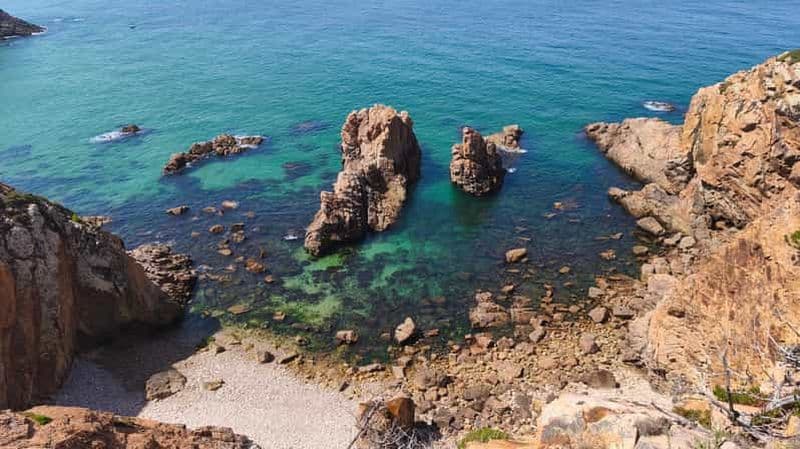 Cascais : randonnée sur la côte sauvage jusqu'à un lieu de baignade isolé