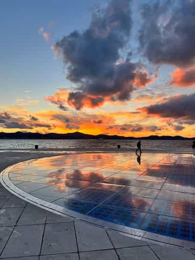 Zadar : Croisière au coucher du soleil avec boissons pétillantes