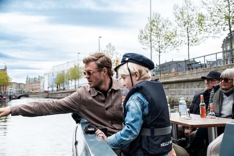 Copenhague : visite guidée des canaux en bateau électrique