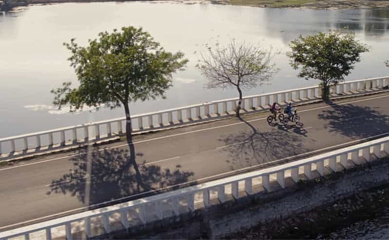 Udaipur : Découvrez les lacs et les villages à vélo électrique