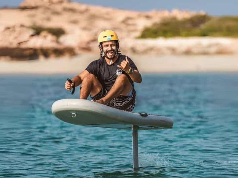 Muscat : Leçon d'E-Foil