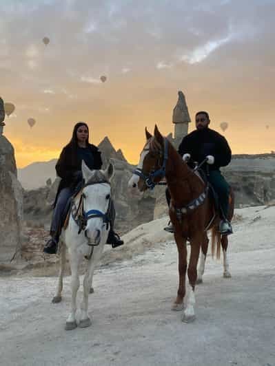 Cappadoce : randonnées équestres uniques dans les vallées