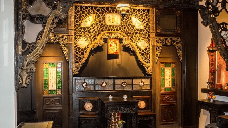 Hong Kong : visite guidée de la ville avec billet et croisière en ferry