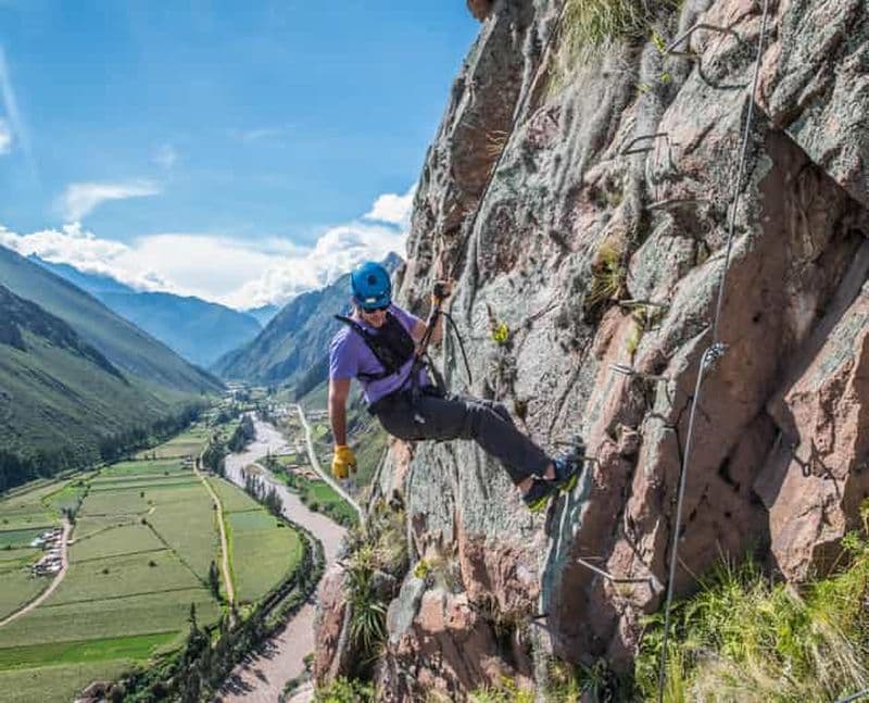 Depuis Cusco : Via Ferrata et Sky Lodge Zipline