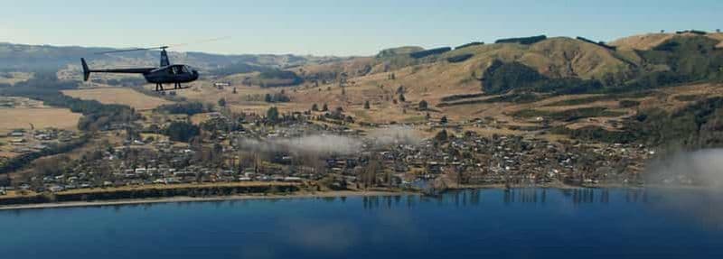 Billet Taupo : vol en hélicoptère au-dessus des chutes Huka et des sculptures maories