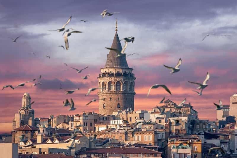 Visite privée de la tour de Galata et de Karaköy à Istanbul avec accès coupe-file